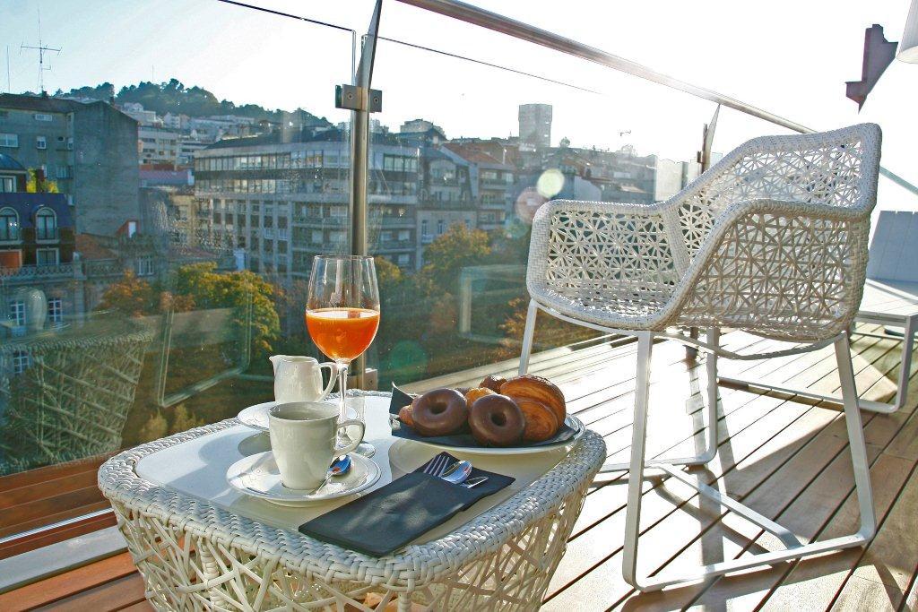 Gran Hotel Nagari Boutique & Spa Vigo Dış mekan fotoğraf A typical balcony in Vienna