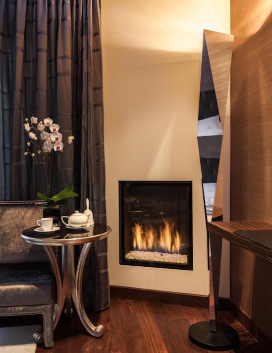 Gran Hotel Nagari Boutique & Spa Vigo Dış mekan fotoğraf A fireplace