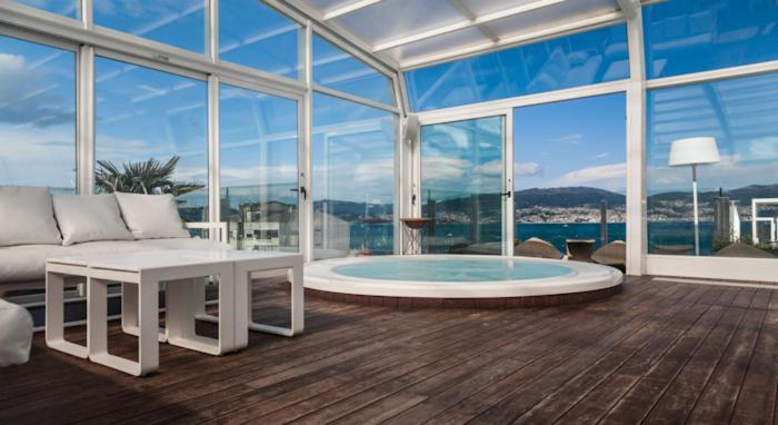 Gran Hotel Nagari Boutique & Spa Vigo Dış mekan fotoğraf A spa in a hotel